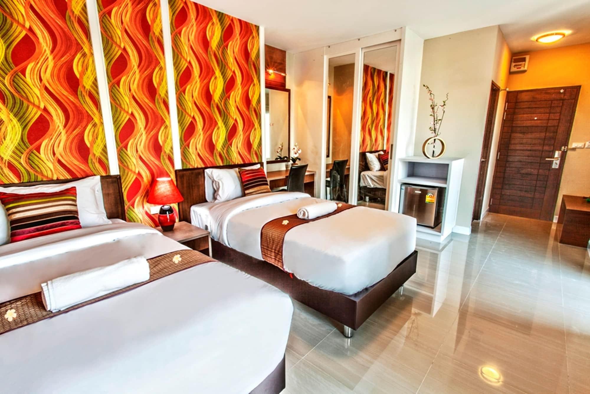 The Aim Sathorn Hotel Банкок Екстериор снимка