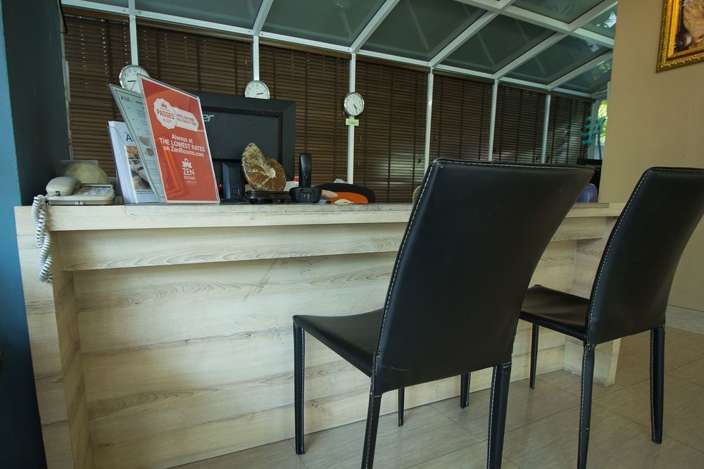 The Aim Sathorn Hotel Банкок Екстериор снимка