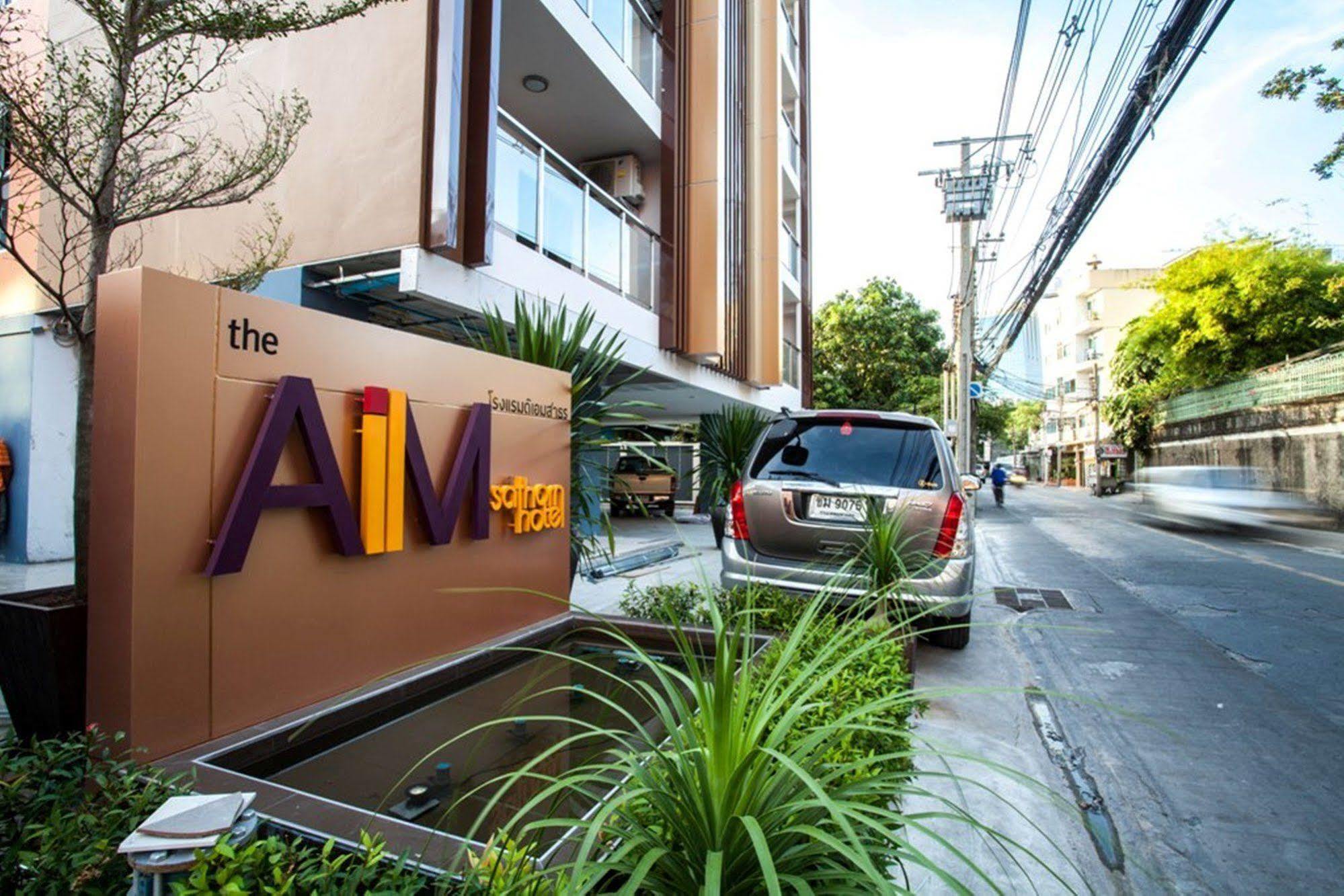 The Aim Sathorn Hotel Банкок Екстериор снимка