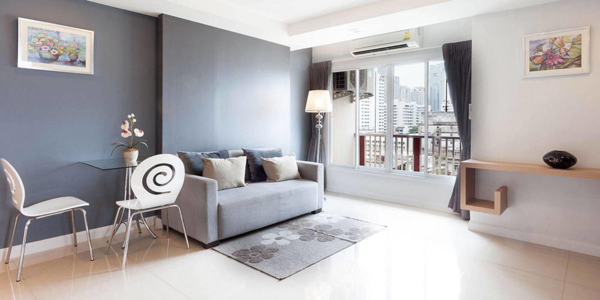 The Aim Sathorn Hotel Банкок Екстериор снимка